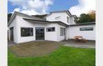 MODERN 4 BEDROOM/PARKWAY