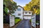 CHARACTER HOME AND GARDENS IN SILVERSTREAM