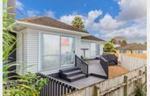 Modern, Freehold and Utility room!