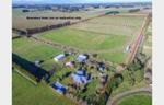 20.0020 hectares - extensive outbuildings