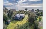 Kiwi bach or family home