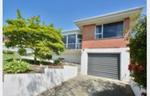 Appealing Brick Family Home in Sunny Kinmont Park